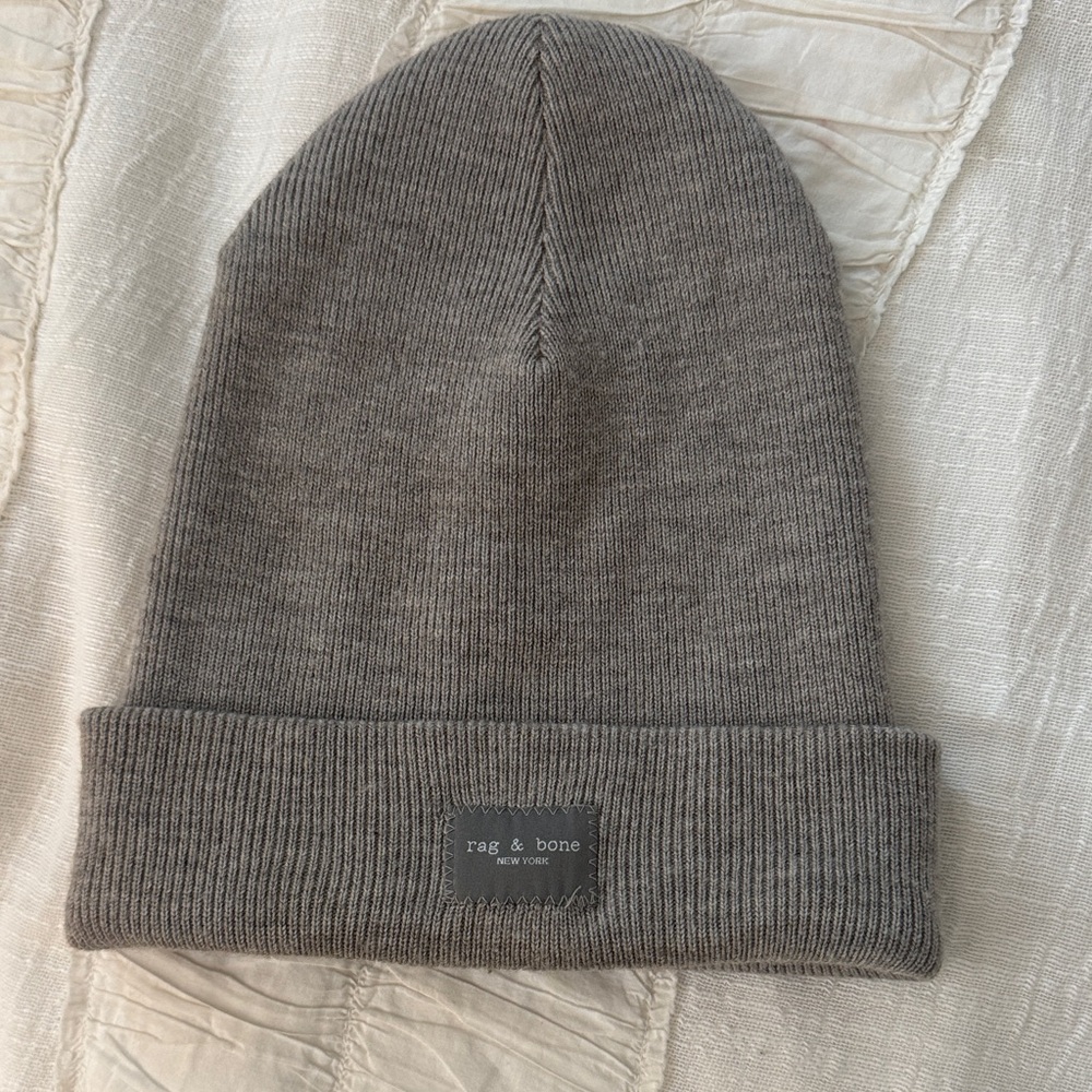 Rag & Bone Grey Knit Beanie